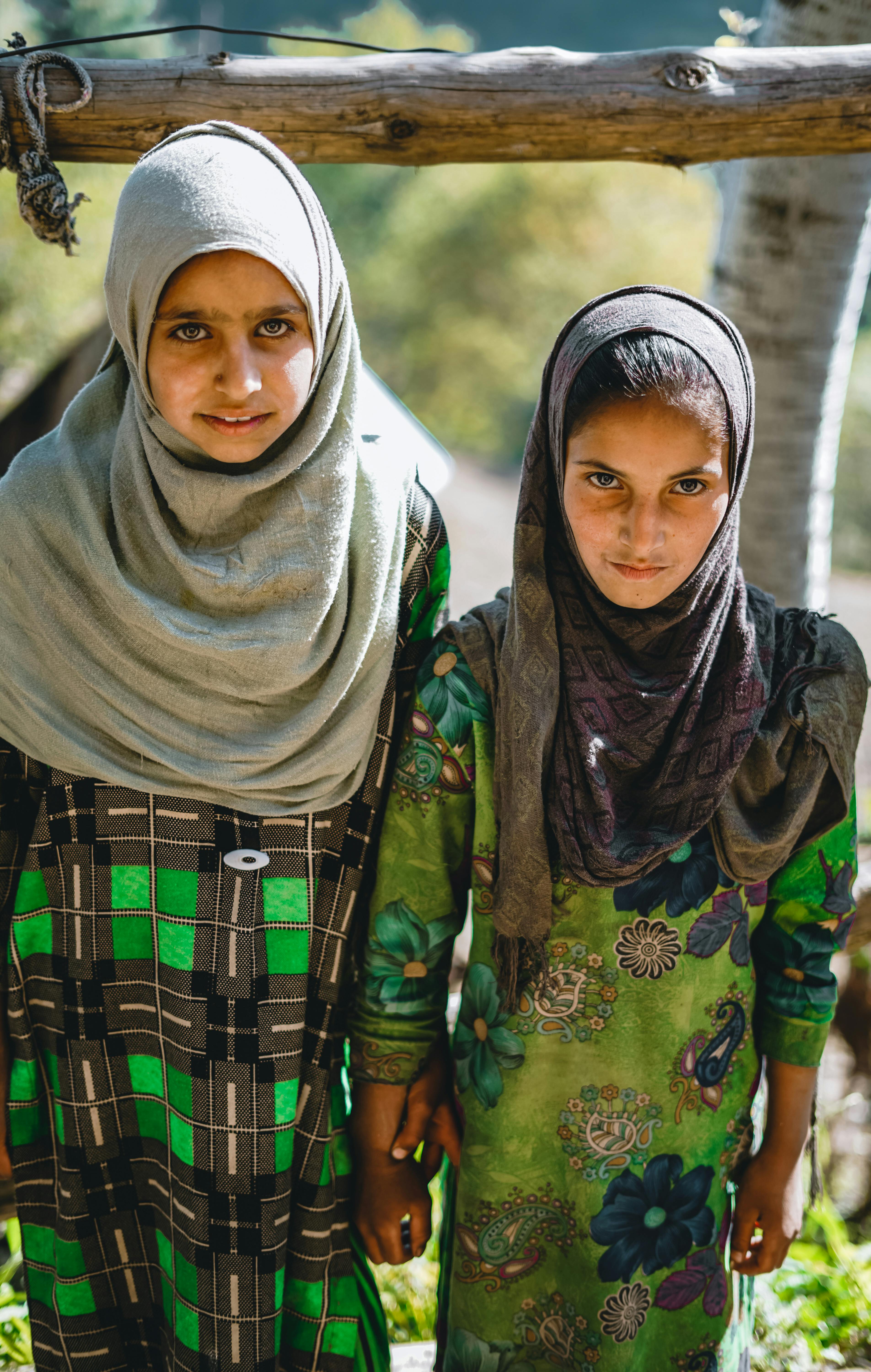 团队成员头像：导演/制片负责人